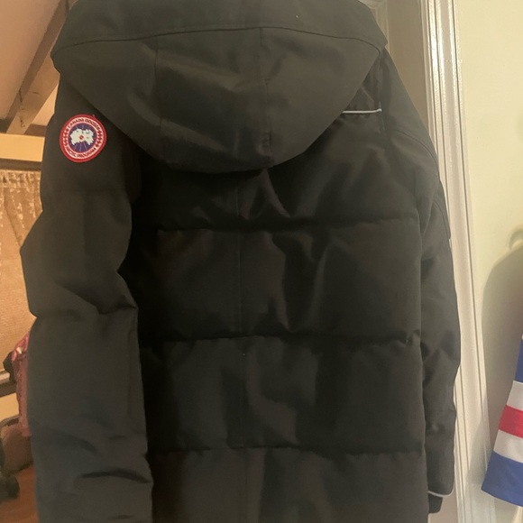 Boys Canada Goose coat - Picture 4 of 5